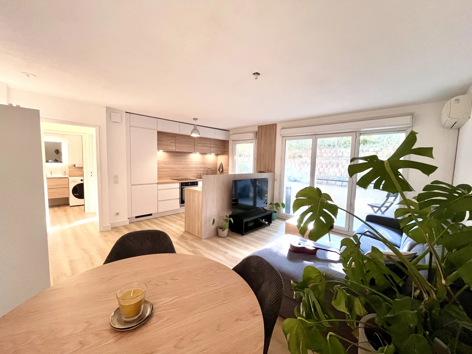 Location Cannes Appartement 690ef03b3668