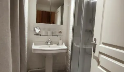 miniatureLocation Bordeaux Appartement 690f15e02e8b2