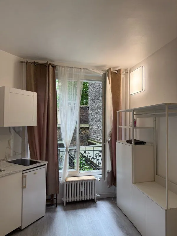 Location Paris Appartement 690f16e3be4e