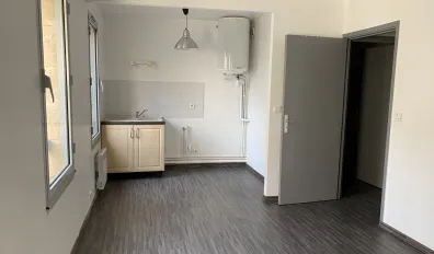 miniatureLocation Arles Appartement 691059d92df52