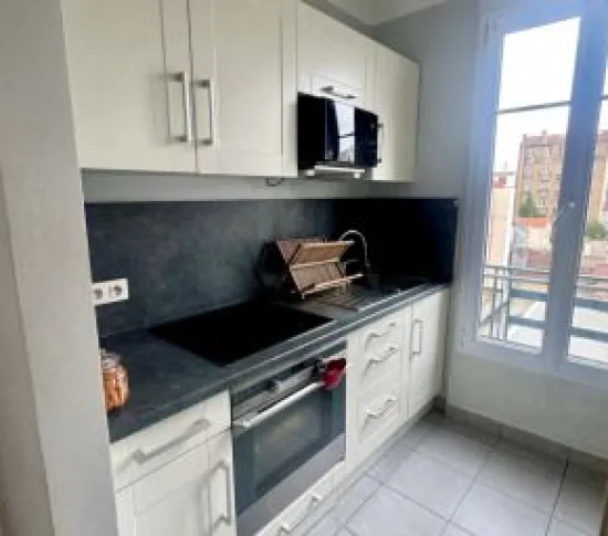 Location Asnières-sur-Seine Appartement 6913f0158f8a