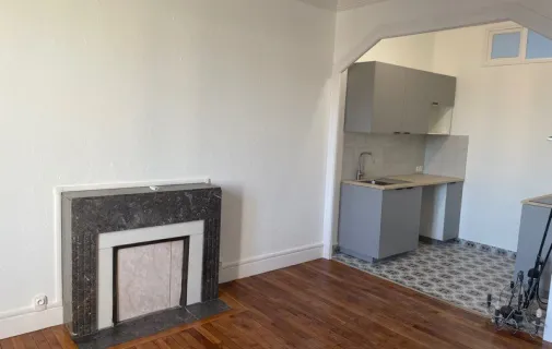 Location Grenoble Appartement 6913f37e84e0