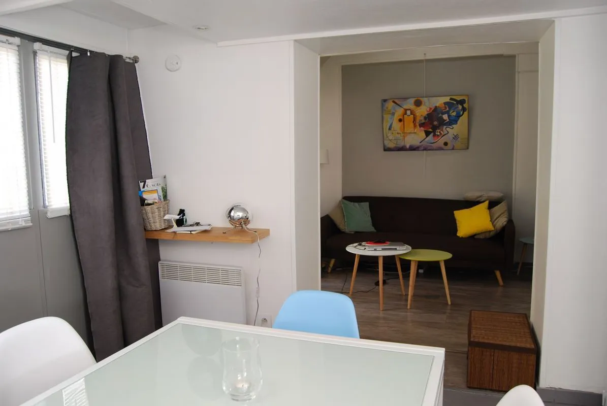 Location Paris Appartement 6913f79c1d83
