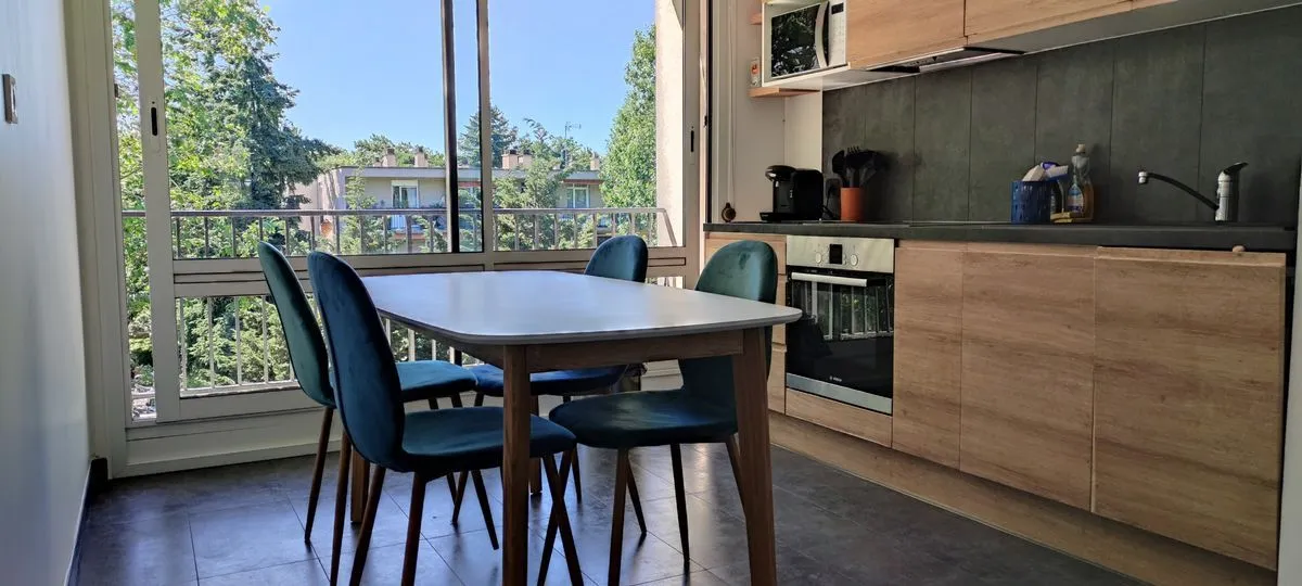 Location Vélizy-Villacoublay Appartement 6913f90862fb