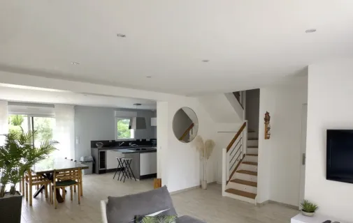 Location Guérard Maison 69146522d2a4