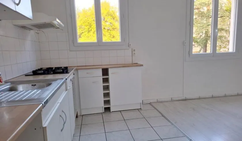 Location Saint-Herblain Appartement 69148d8357c1