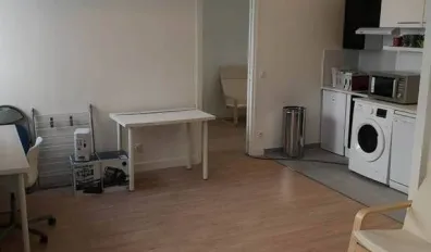 miniatureLocation Paris Chambre 6914a85dba782