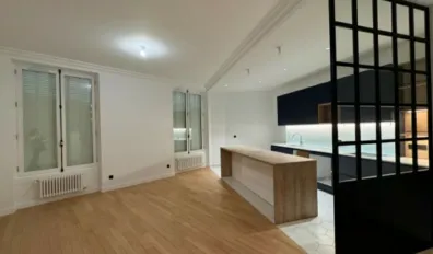 Location Paris Appartement 6914b9a3b0de