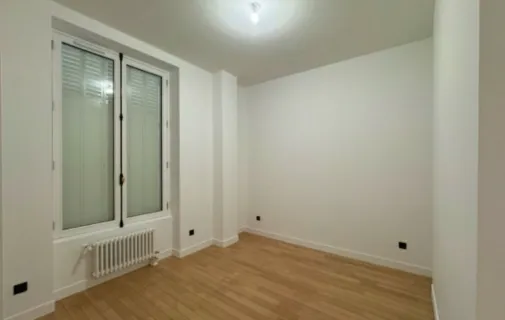 Location Paris Appartement 6914b9a3b0de