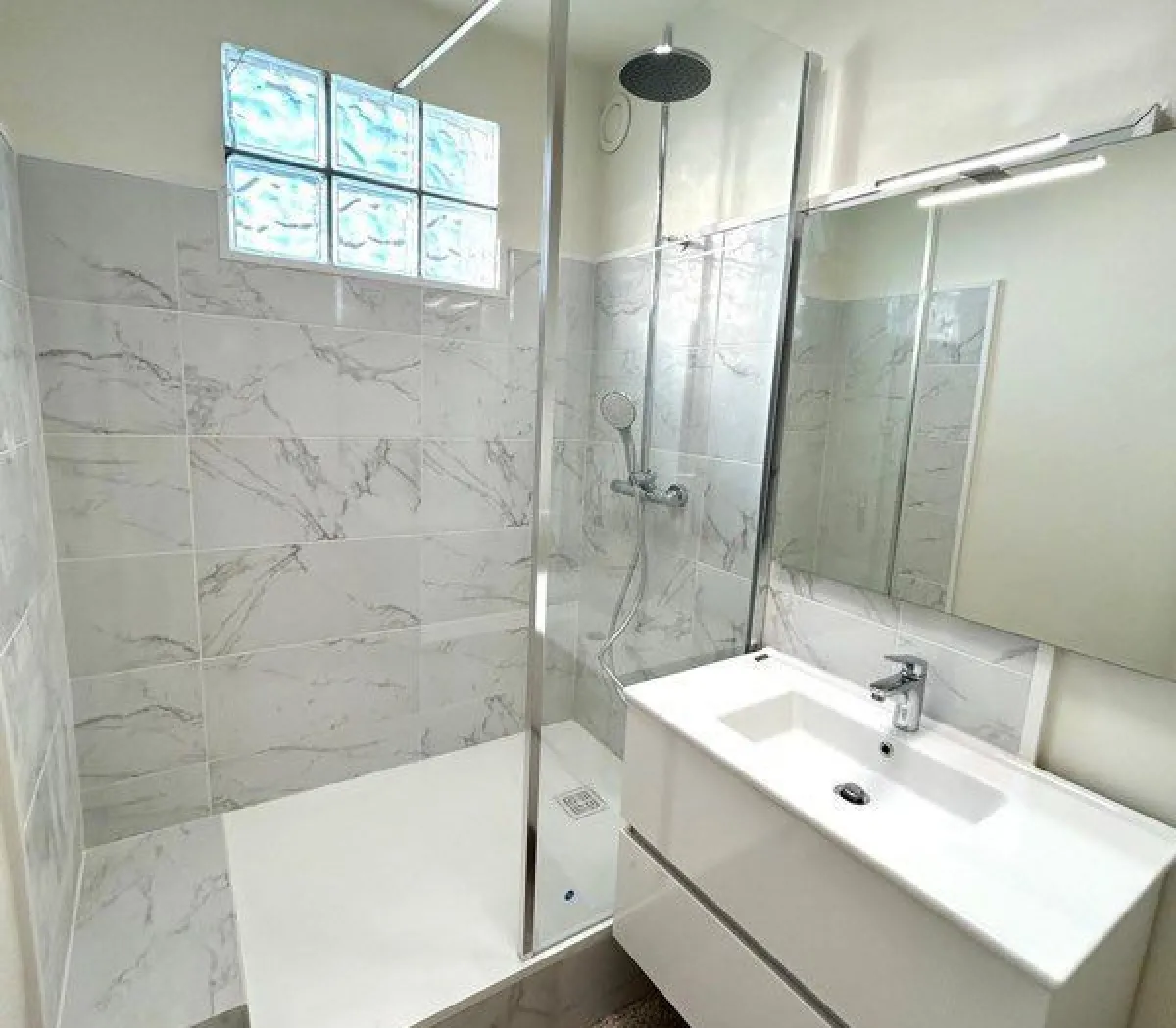 Location Vénissieux Appartement 691518c6b6a7