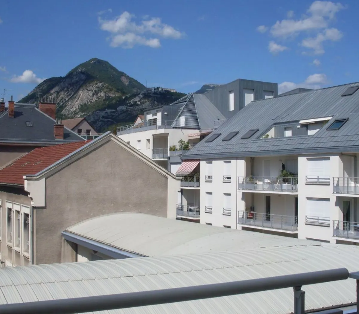 Location Grenoble Appartement 69151a34d957
