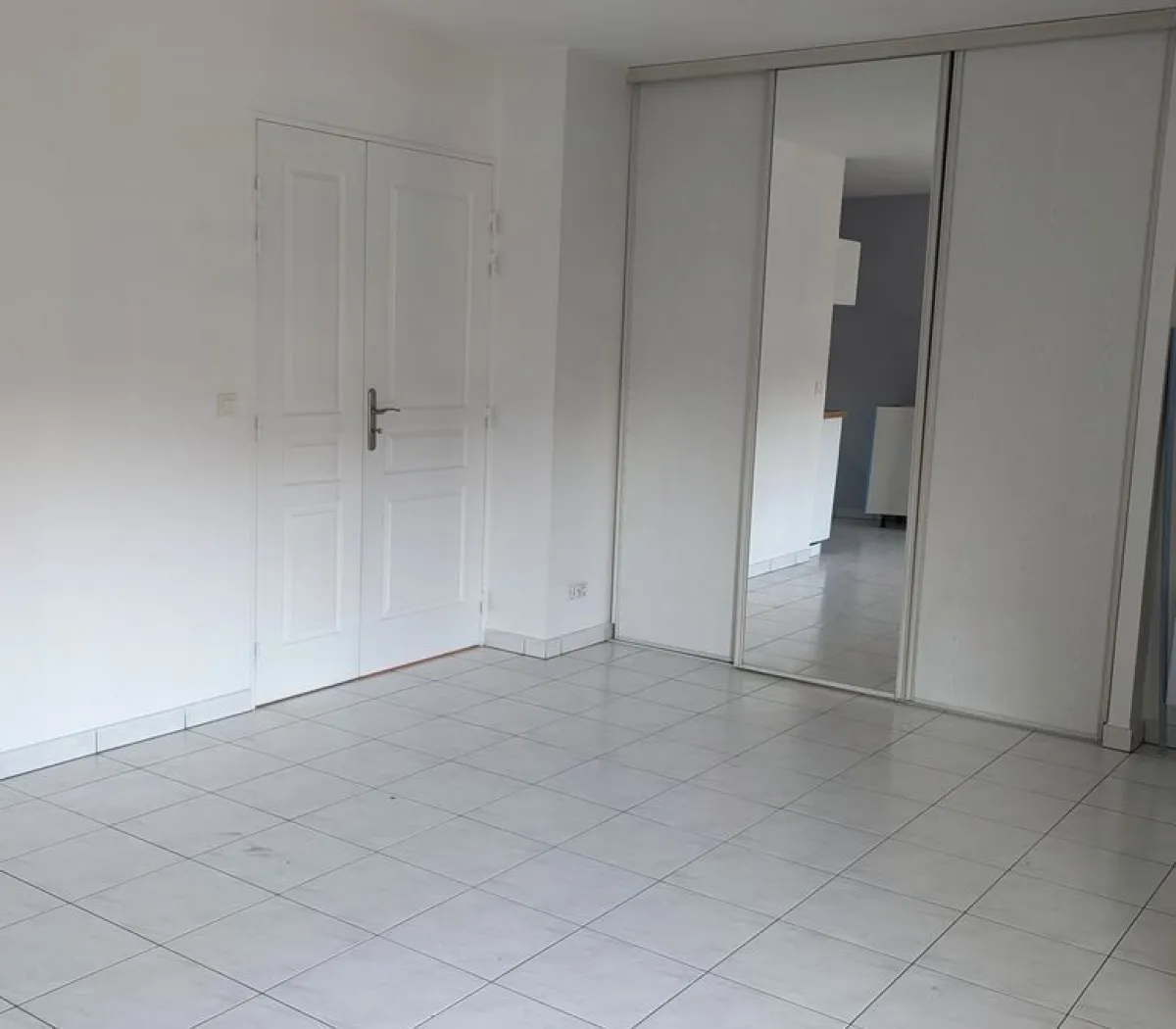 Location Noisy-le-Grand Appartement 69151d070beb