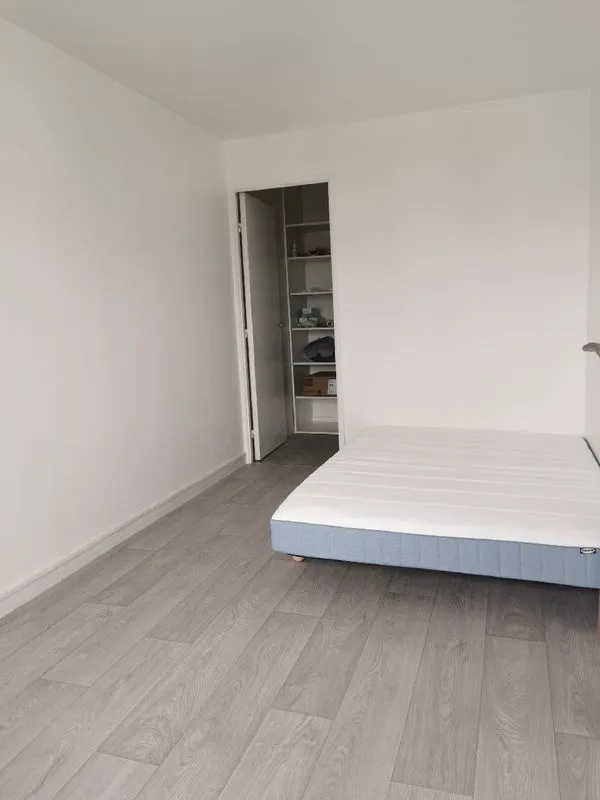 Location Villeneuve-la-Garenne Appartement 6915d52b3d07