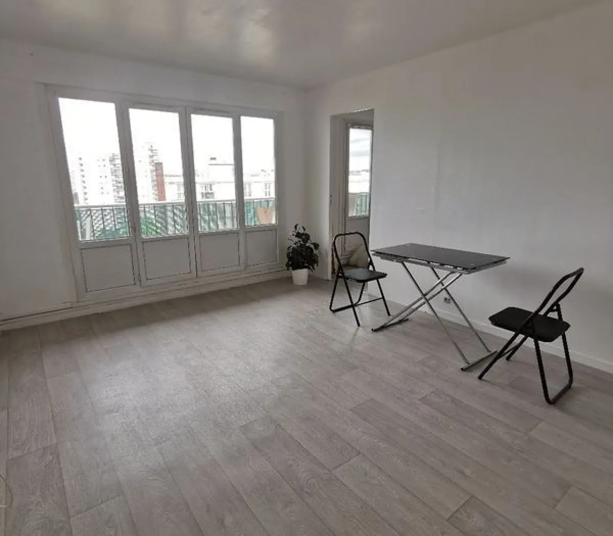 Location Villeneuve-la-Garenne Appartement 6915d52b3d07