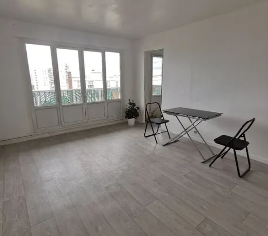 Location Villeneuve-la-Garenne Appartement 6915d52b3d07