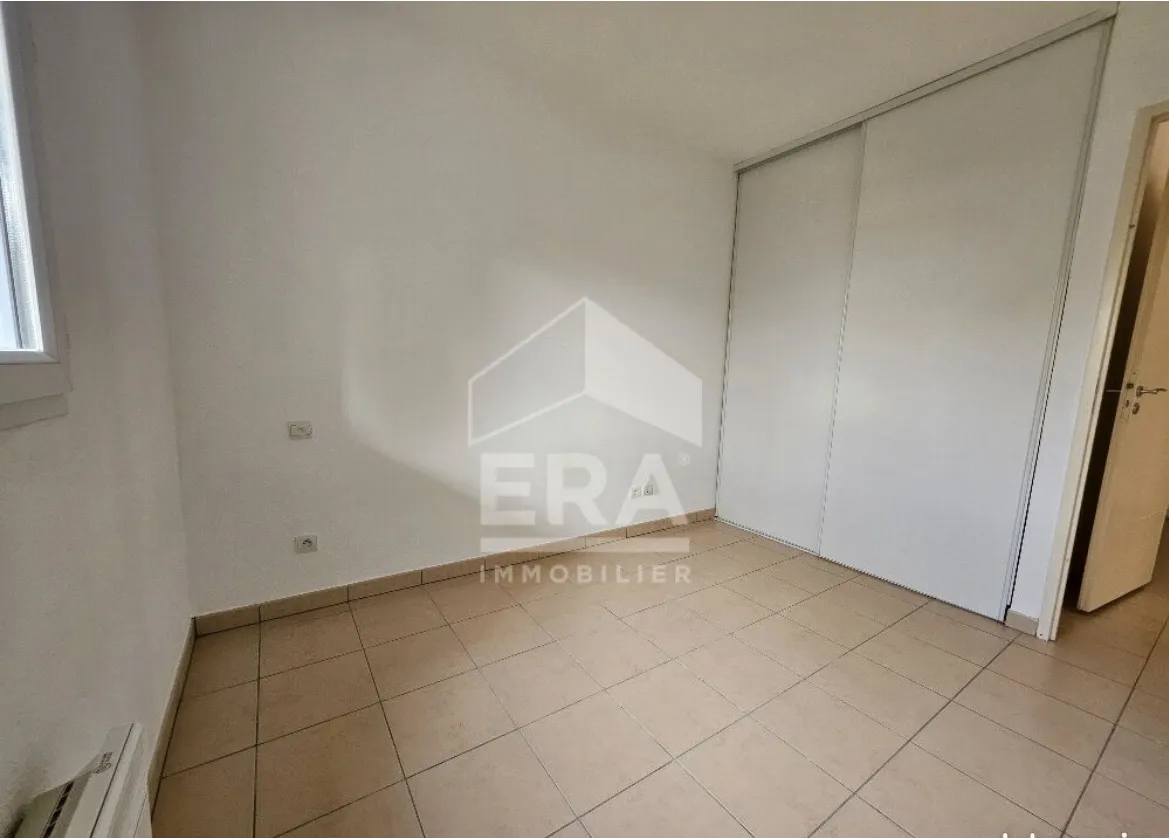Location Gond-Pontouvre Appartement 691794bee4ed