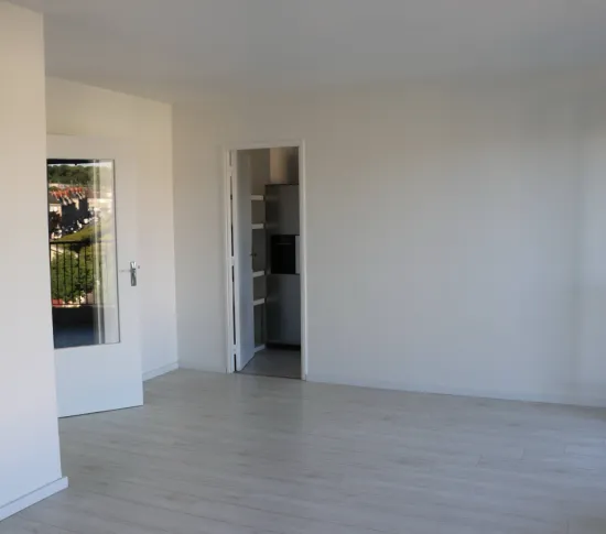 Location Saint-Cyr-l'École Appartement 6919fe545411