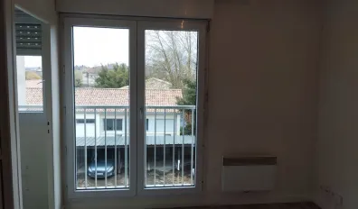 Location Bordeaux Appartement 691af2172670