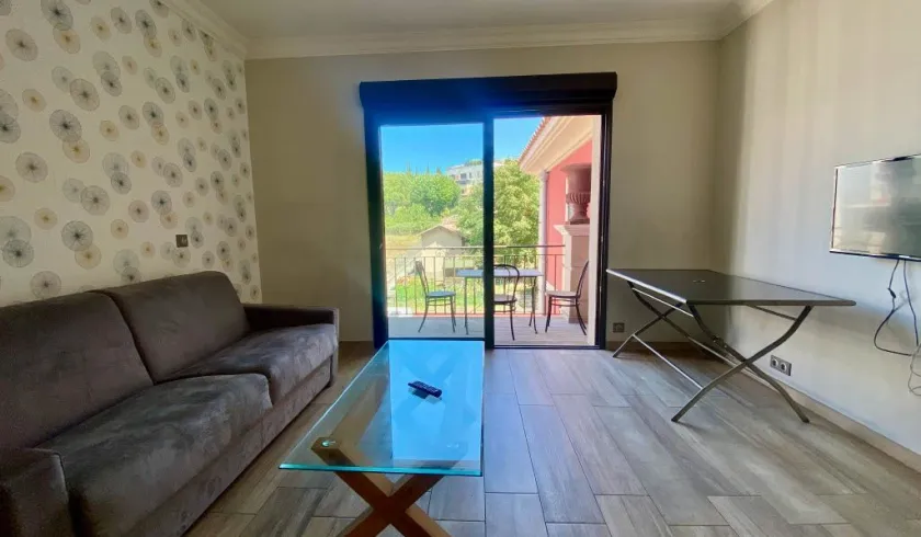 Location Aix-en-Provence Appartement 691af7484768