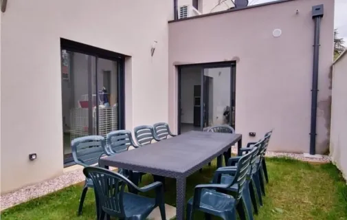 Location Vénissieux Chambre 691b0c8640f1