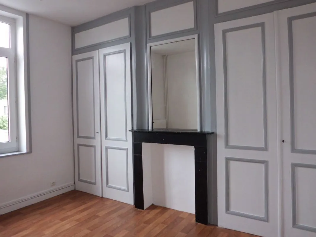 Location Villeneuve-d'Ascq Appartement 691b3db8b168