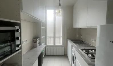 miniatureLocation Issy-les-Moulineaux Appartement 691b5a17db682