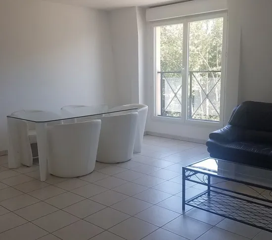 Location Châtenay-Malabry Appartement 691c3e9c035b2