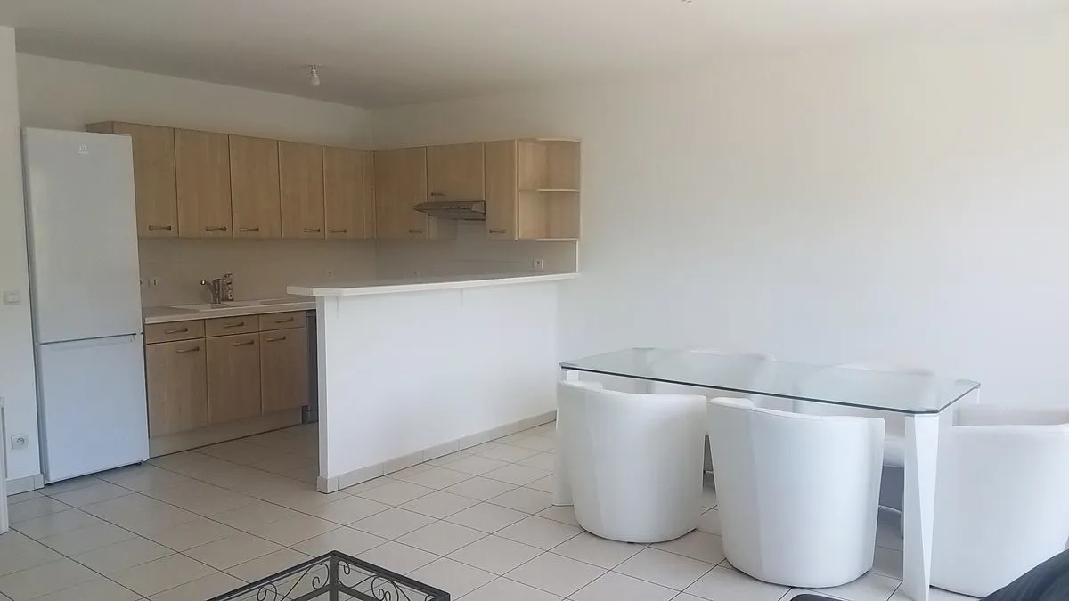 Location Châtenay-Malabry Appartement 691c3e9c035b1