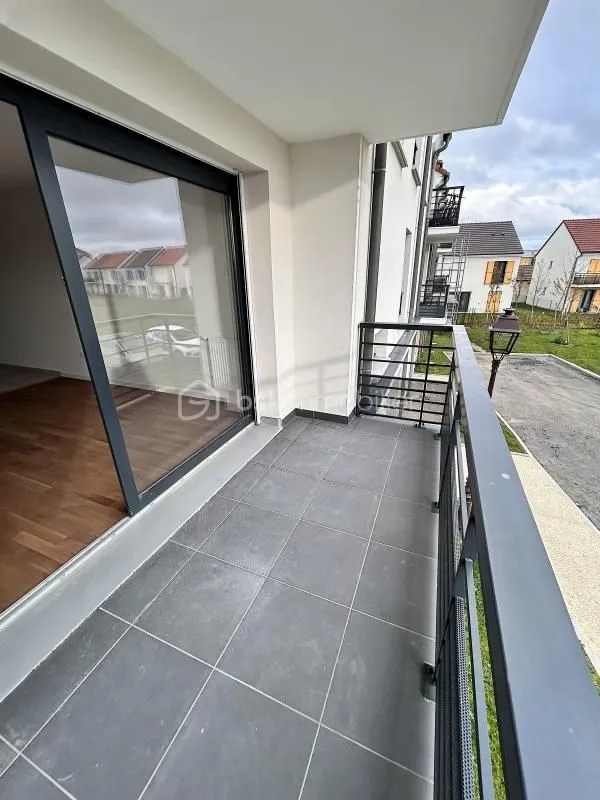 Location Ormoy Appartement 691c59b8e4b9