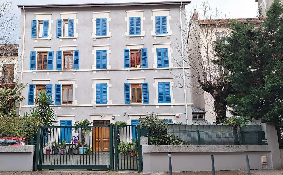 Location Grenoble Appartement 691cf85822e3