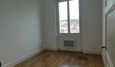 Location Clermont-Ferrand Appartement 691da328f2a1