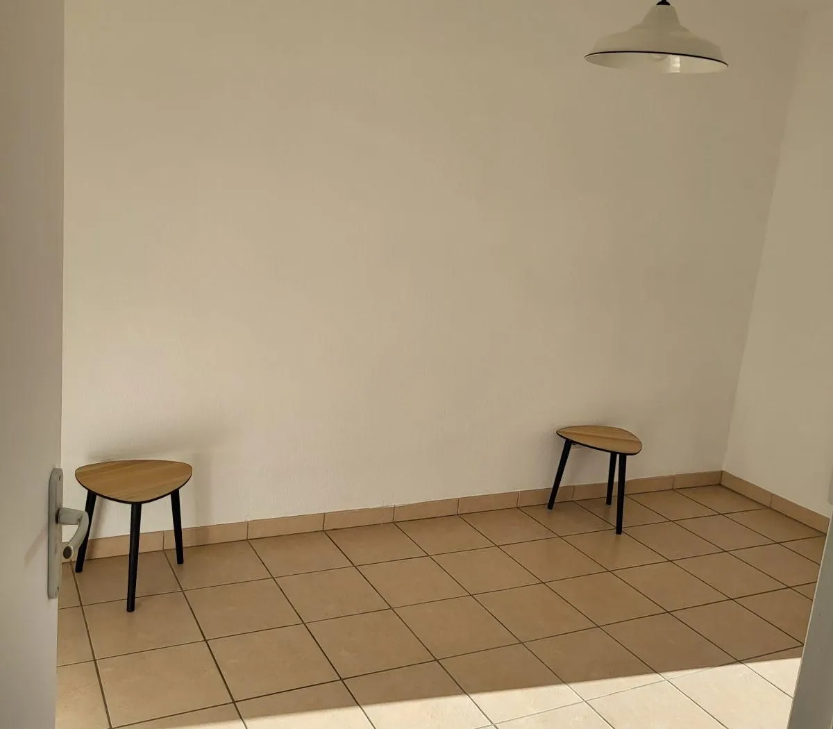Location Lunel Appartement 691ef72325f4