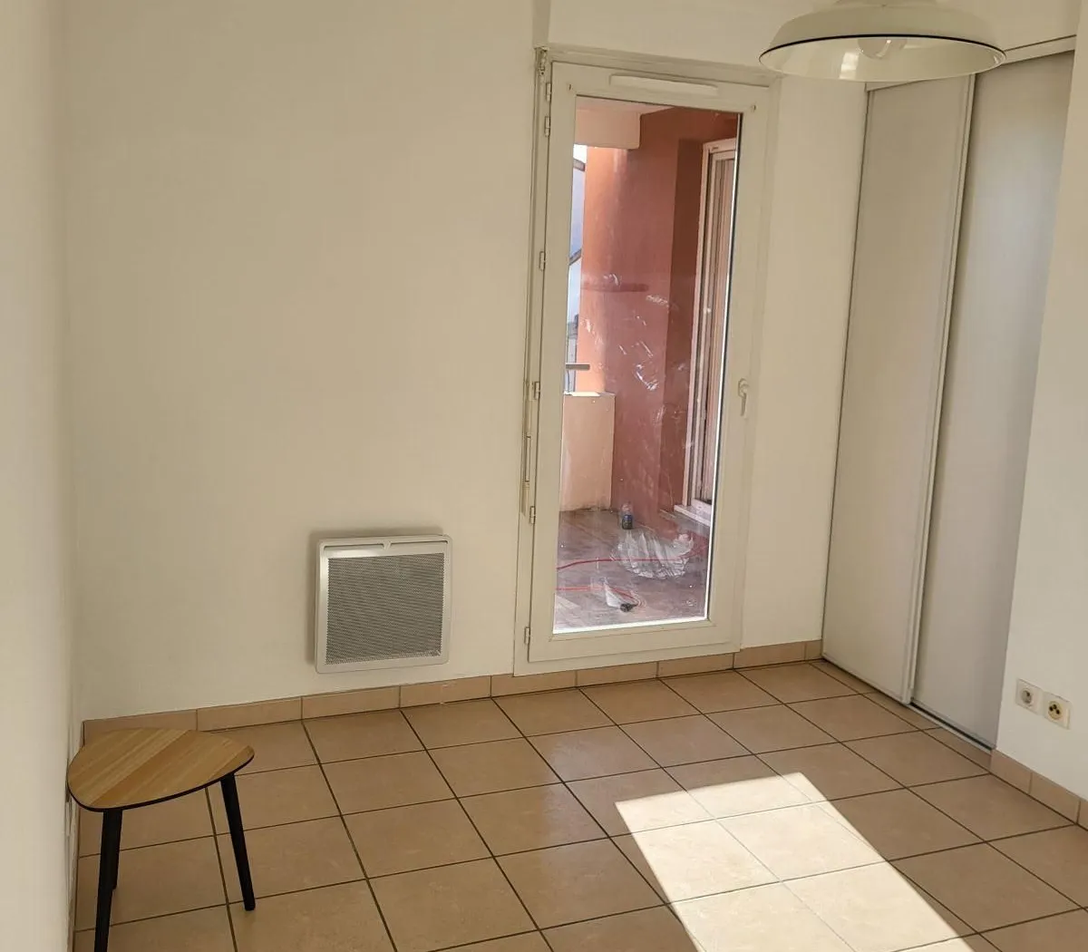 Location Lunel Appartement 691ef72325f4