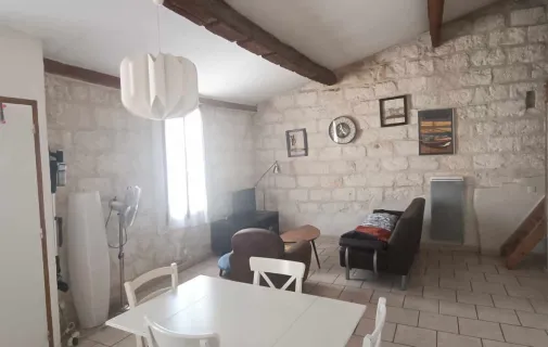Location Aigues-Mortes Appartement 691f17b38de3