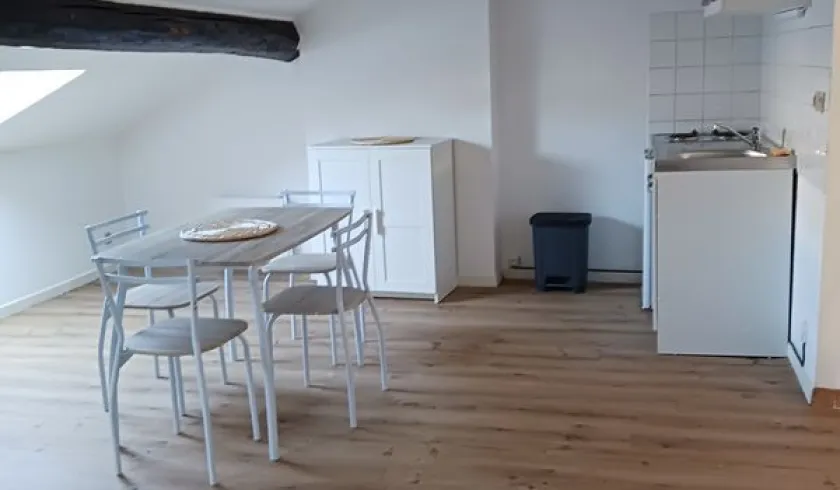 Location Vénissieux Appartement 691f2f6235aa