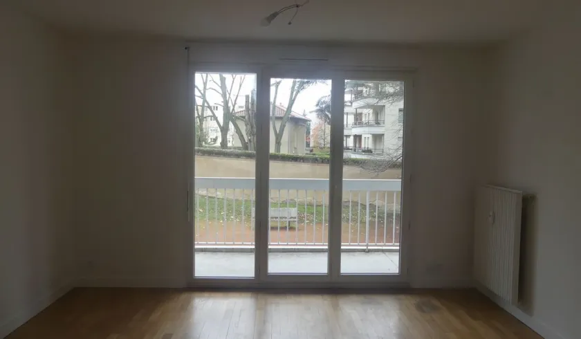 Location Caluire-et-Cuire Appartement 6920640445f5