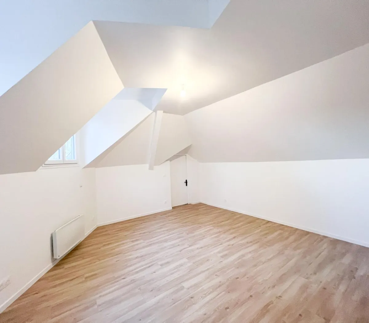 Location La Courneuve Appartement 692166020fb3