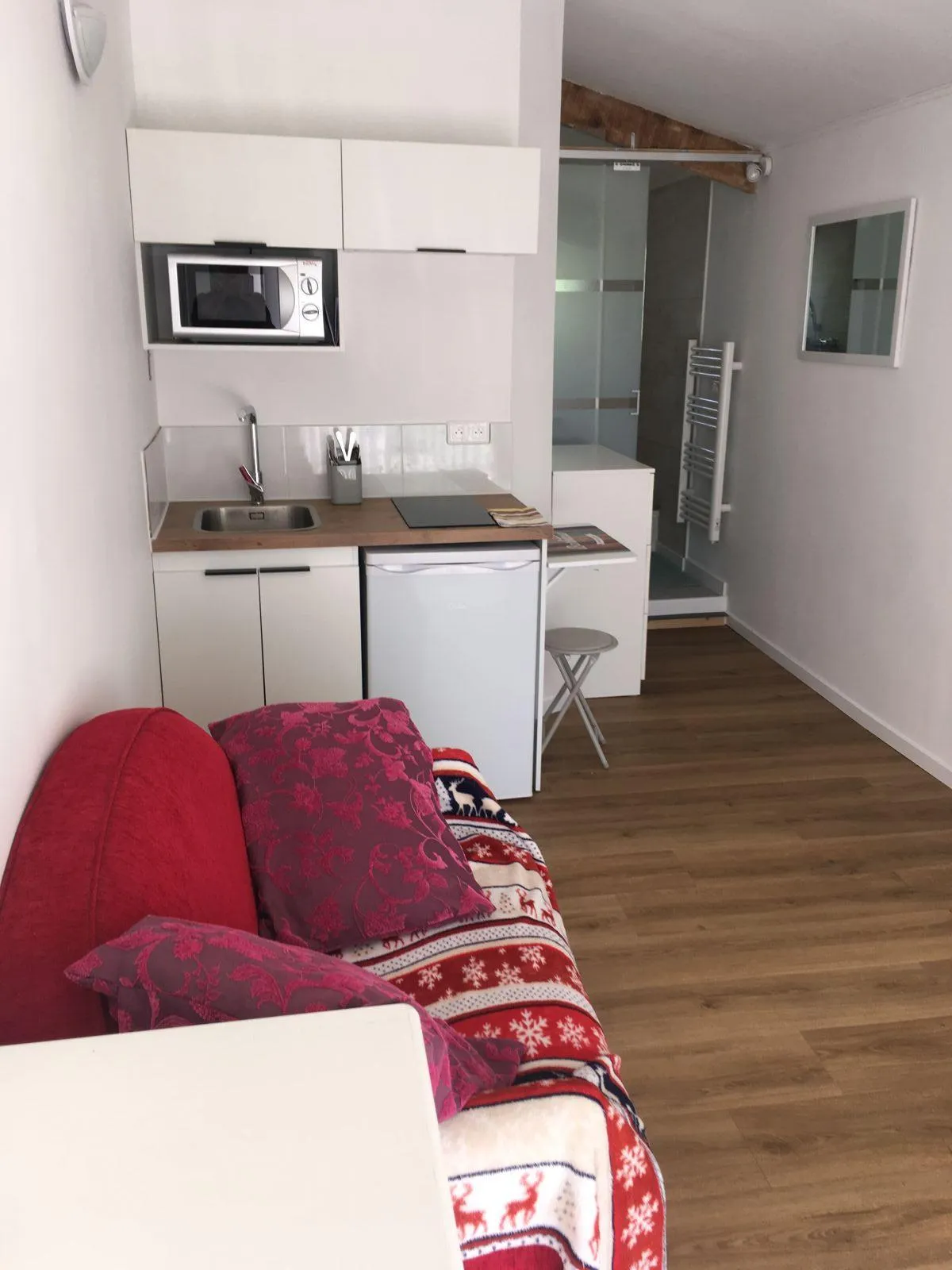 Location Aix-en-Provence Appartement 6921870f544b