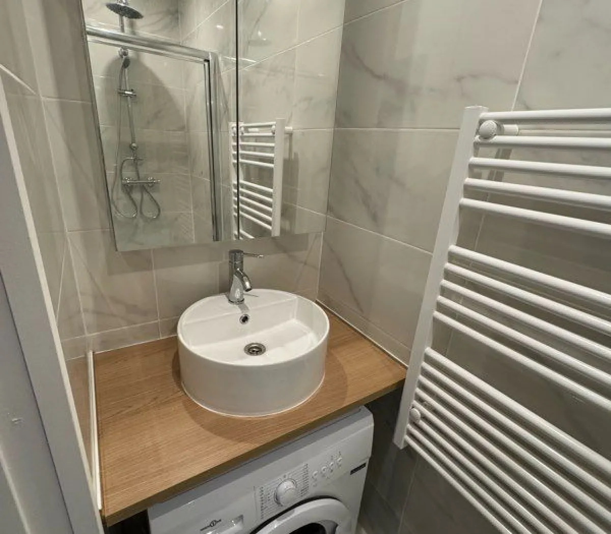 Location Neuilly-sur-Seine Appartement 69219f01ae2d