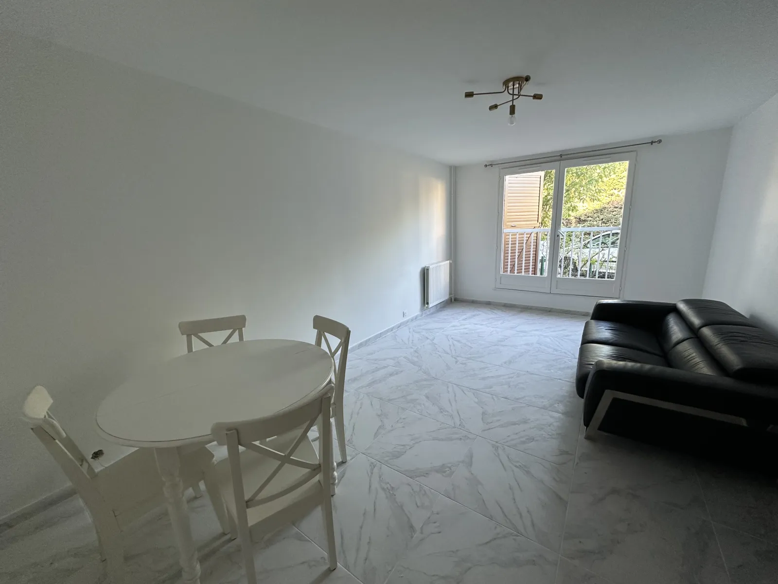 Location Sevran Appartement 69243e937bf52