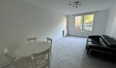 miniatureLocation Sevran Appartement 69243e937bf52