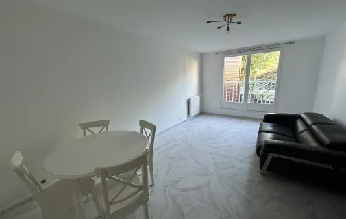 Location Sevran Appartement 69243e937bf55