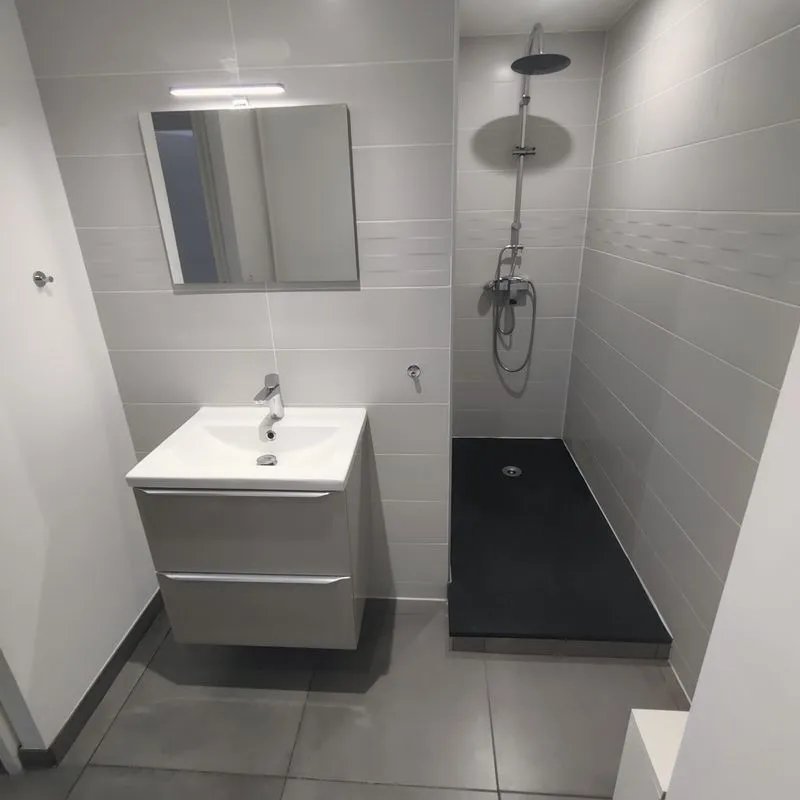 Location Villeurbanne Appartement 69258cb2c8b4