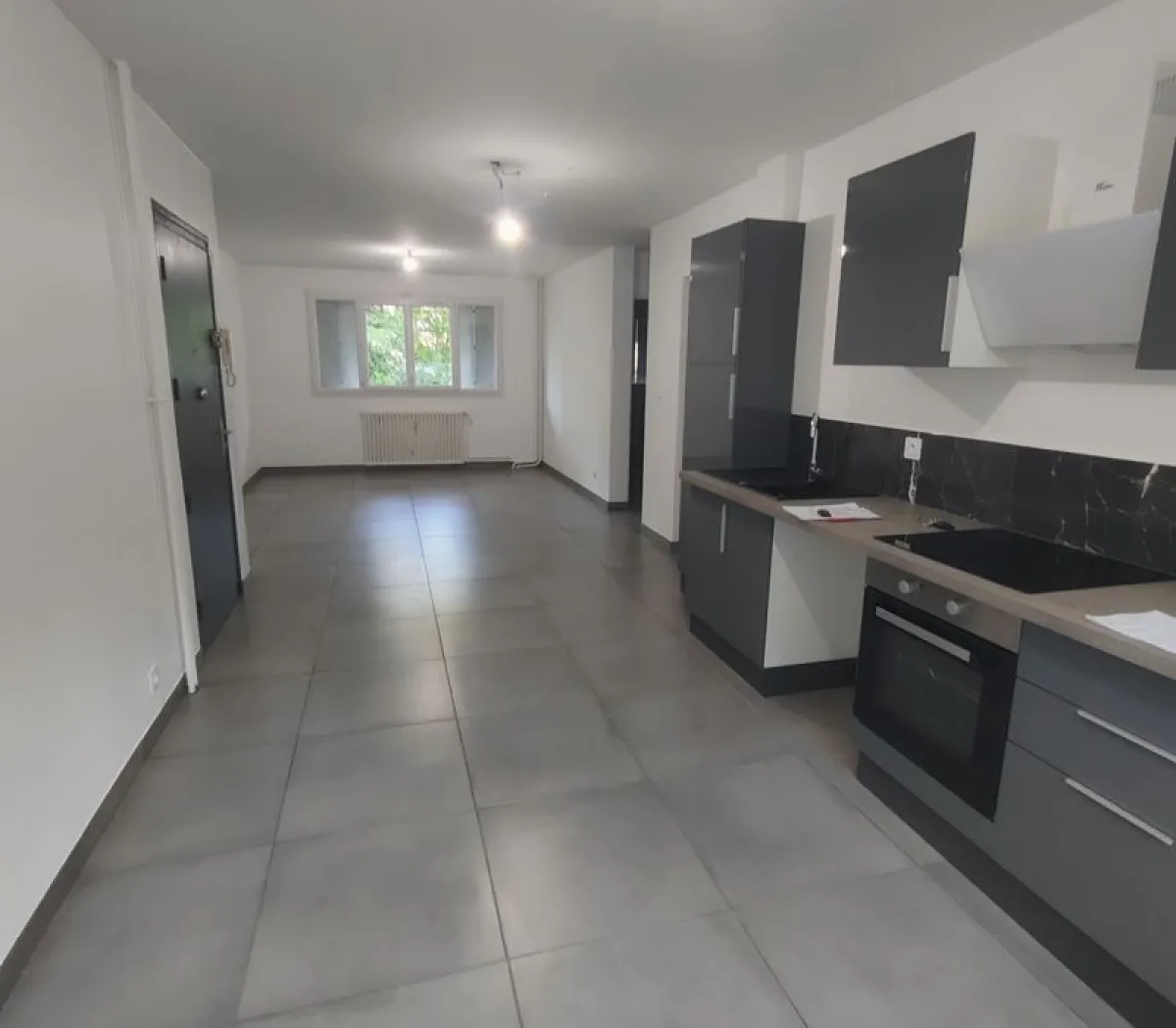 Location Villeurbanne Appartement 69258cb2c8b4