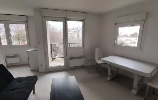 Location Grenoble Appartement 69259a82b4e3