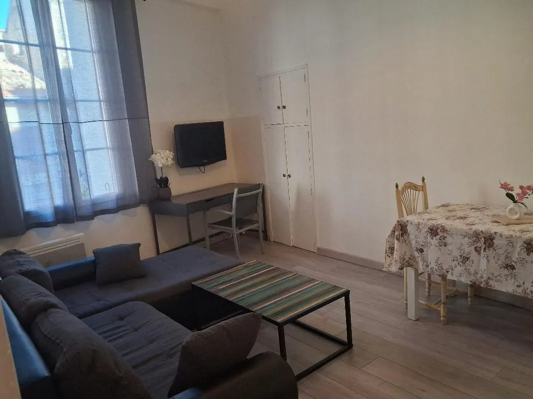 Location Avignon Appartement 69259b1e6fa9