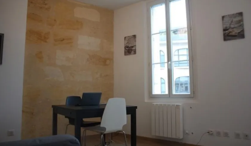 Location Bordeaux Appartement 6927039f7dcf
