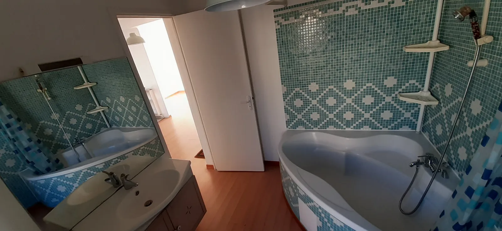 Location Aix-en-Provence Appartement 6929d99c000a