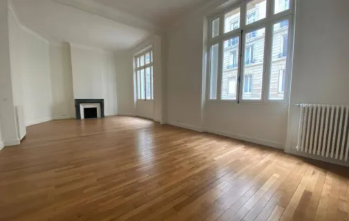 Location Paris Appartement 692a14640080