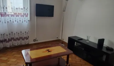 Location Clichy Appartement 692a483892e6